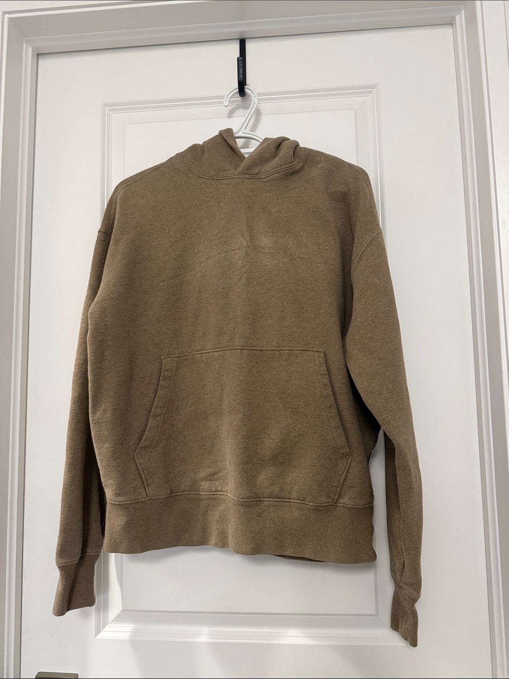 American Eagle Outfitters Men's Crewneck Hoodie in Taupe Brown